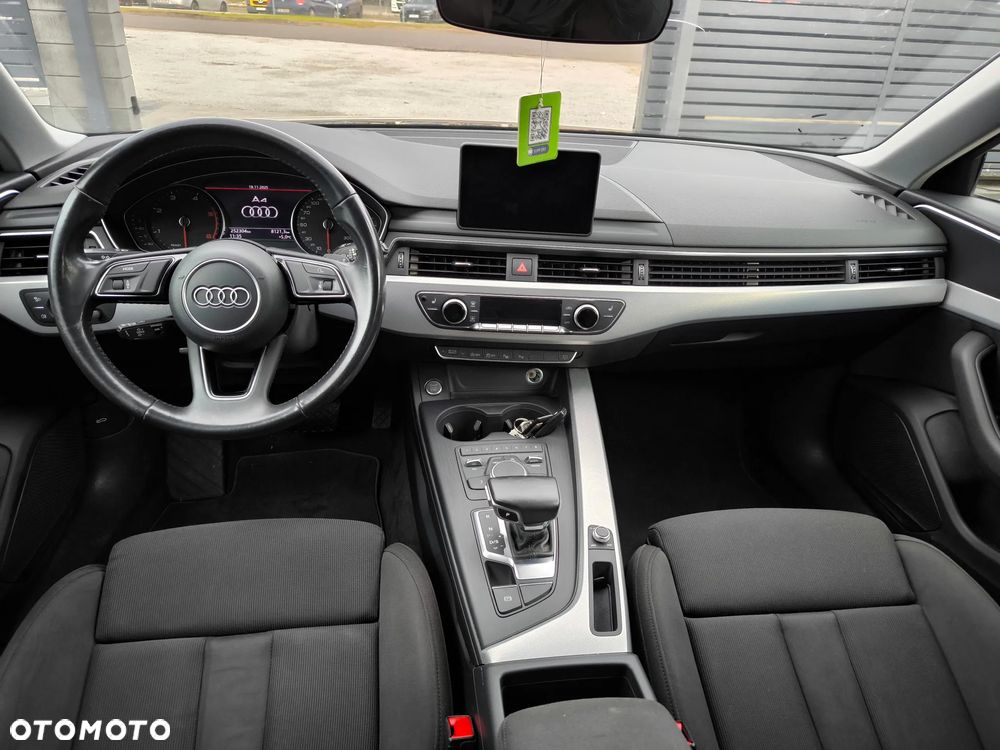 Audi A4 Avant 2.0 TDI S tronic - 13