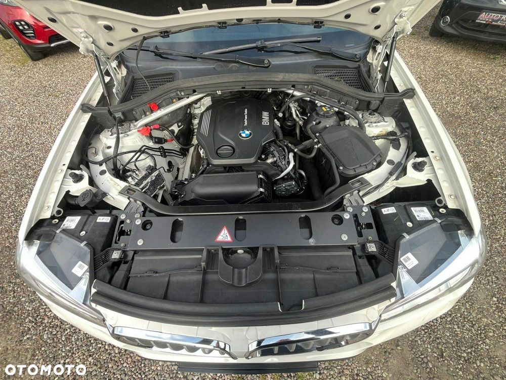 BMW X3 xDrive20d xLine - 11