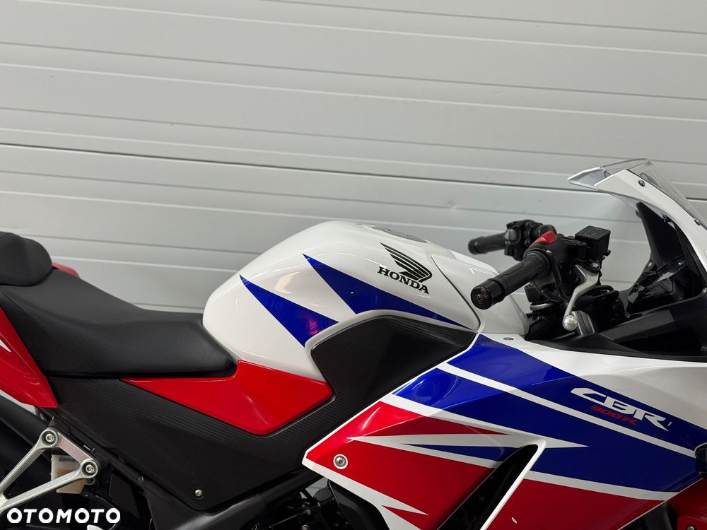 Honda CBR - 6