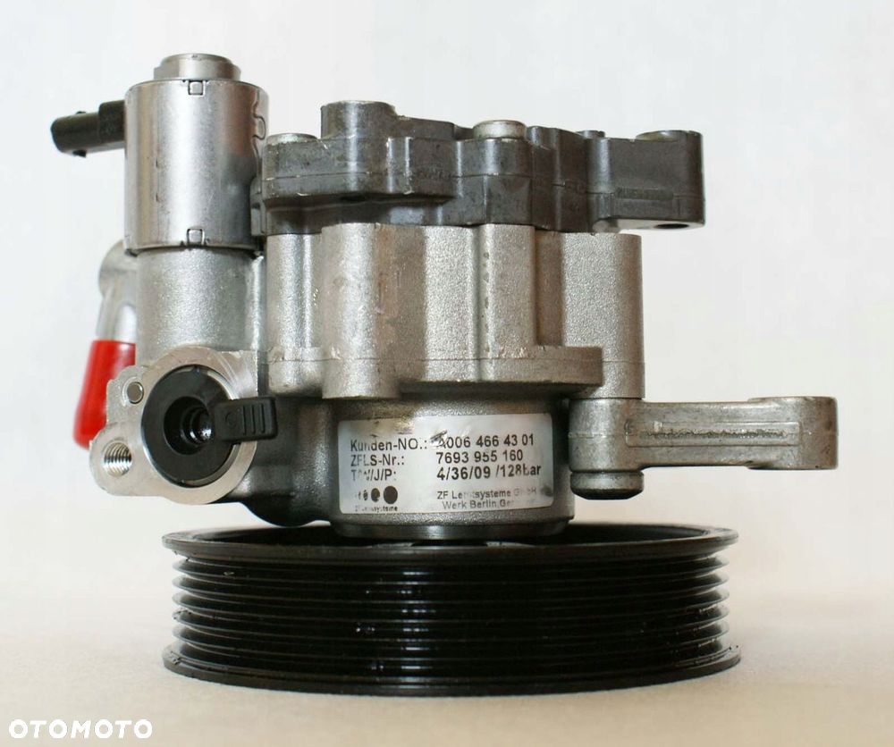 POMPA WSPOMAGANIA MERCEDES W204 W212 0064660501 - 5