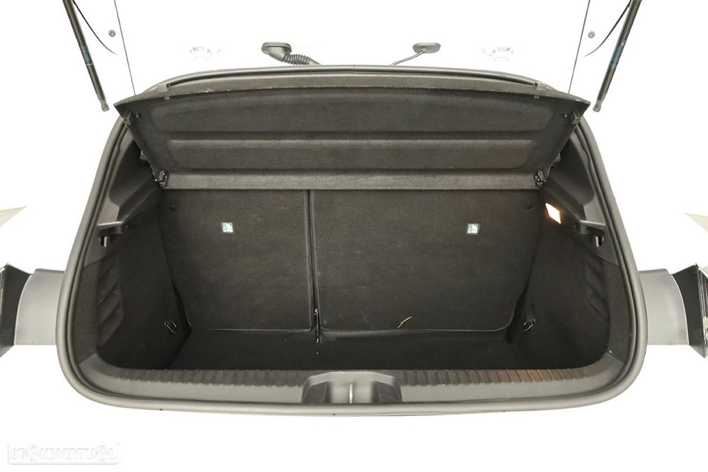 Renault Clio 1.0 TCe Evolution - 23