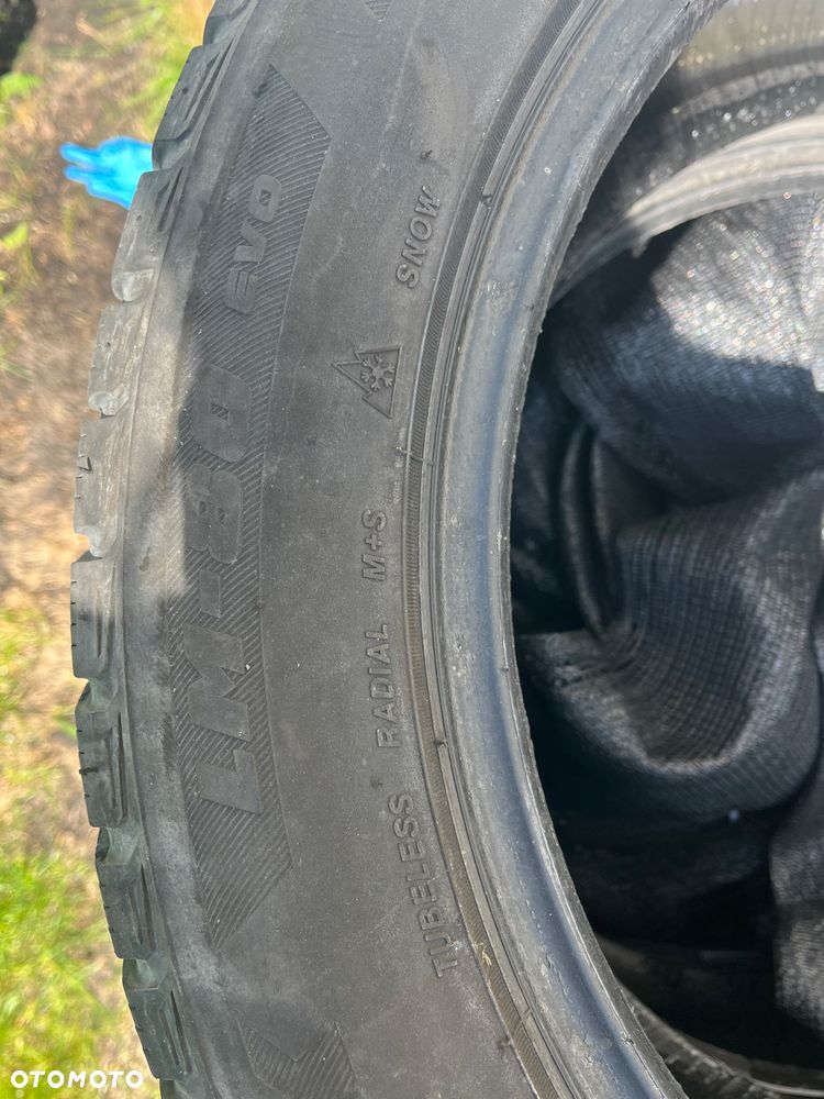 Opony zimowe Bridgestone Blizzak LM80 EVO - 4