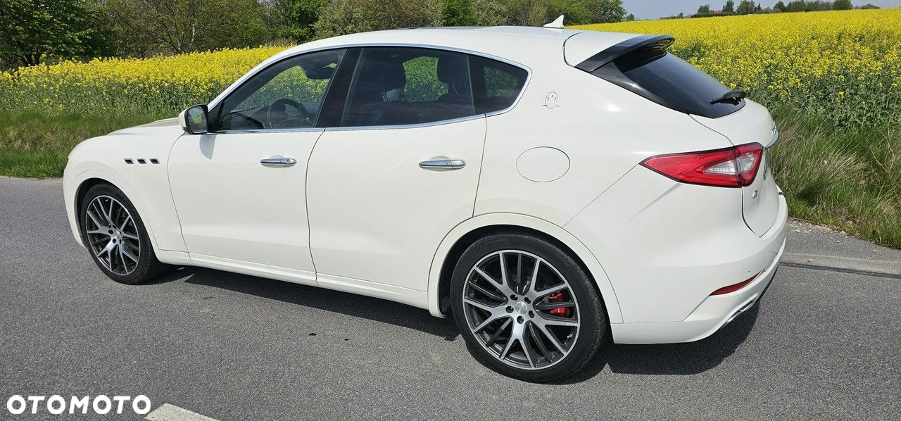 Maserati Levante - 7