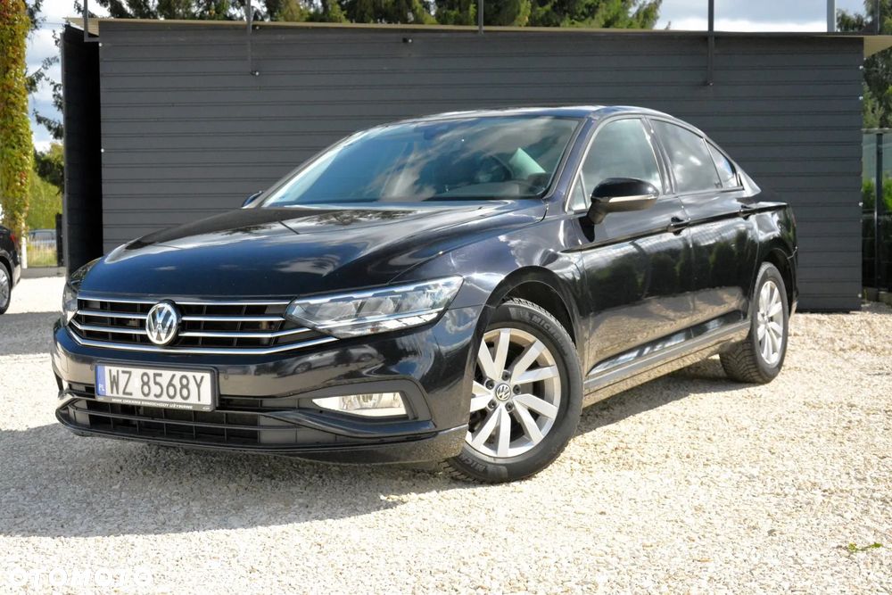 Volkswagen Passat 2.0 TDI EVO Essence DSG - 3