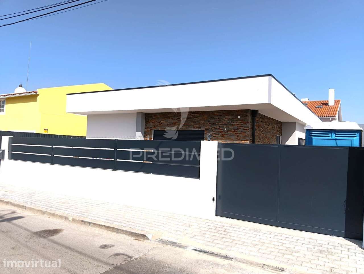 Moradia T4 Fernão Ferro - Grande imagem: 2/17