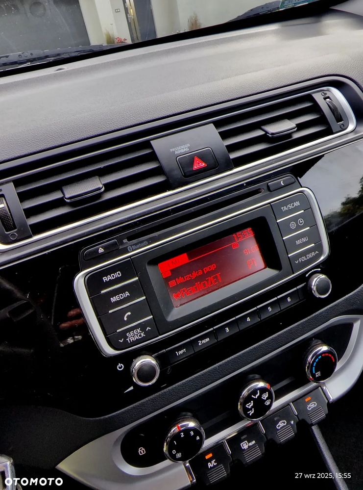 Kia Rio 1.2 L - 9