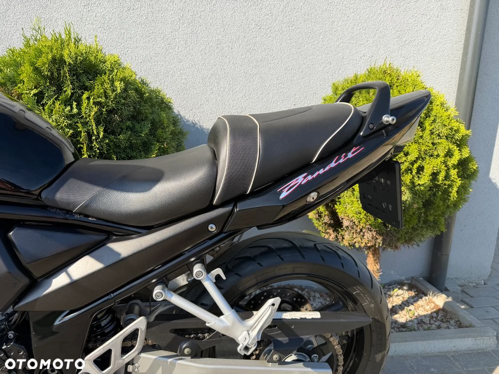 Suzuki Bandit - 30