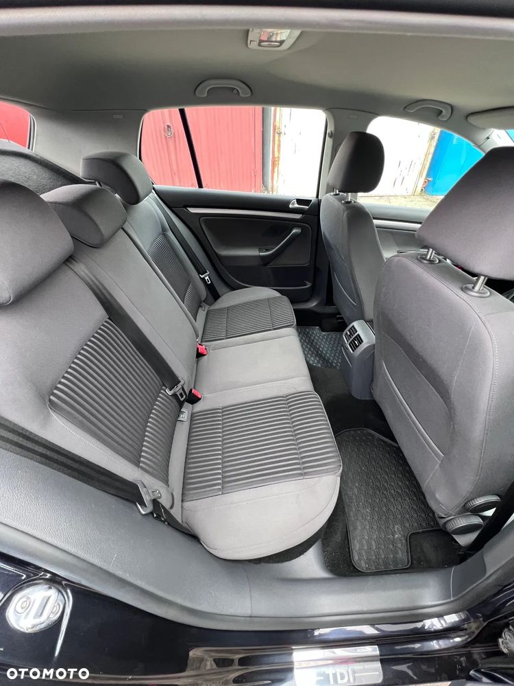 Volkswagen Golf 2.0 TDI Sportline - 34