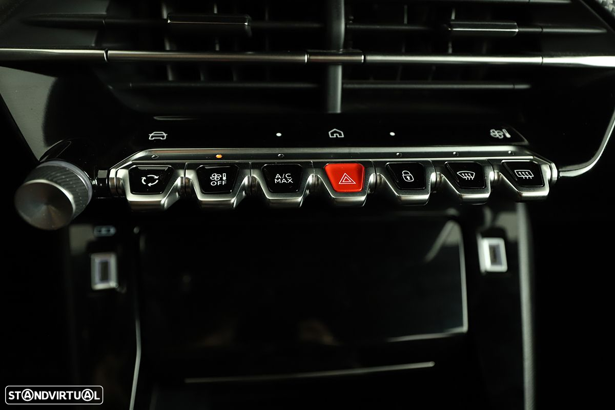 Peugeot 2008 1.2 PureTech Allure - 13