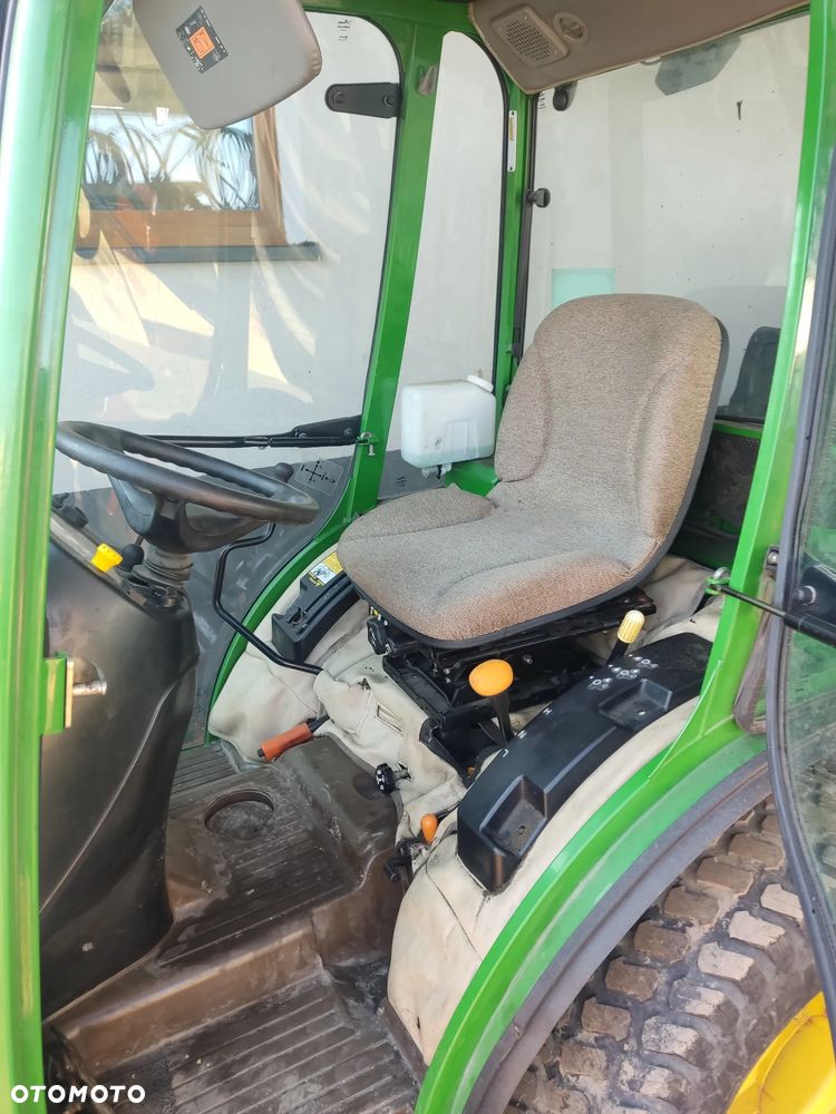 John Deere 2320 HST 4x4 traktorek - 4