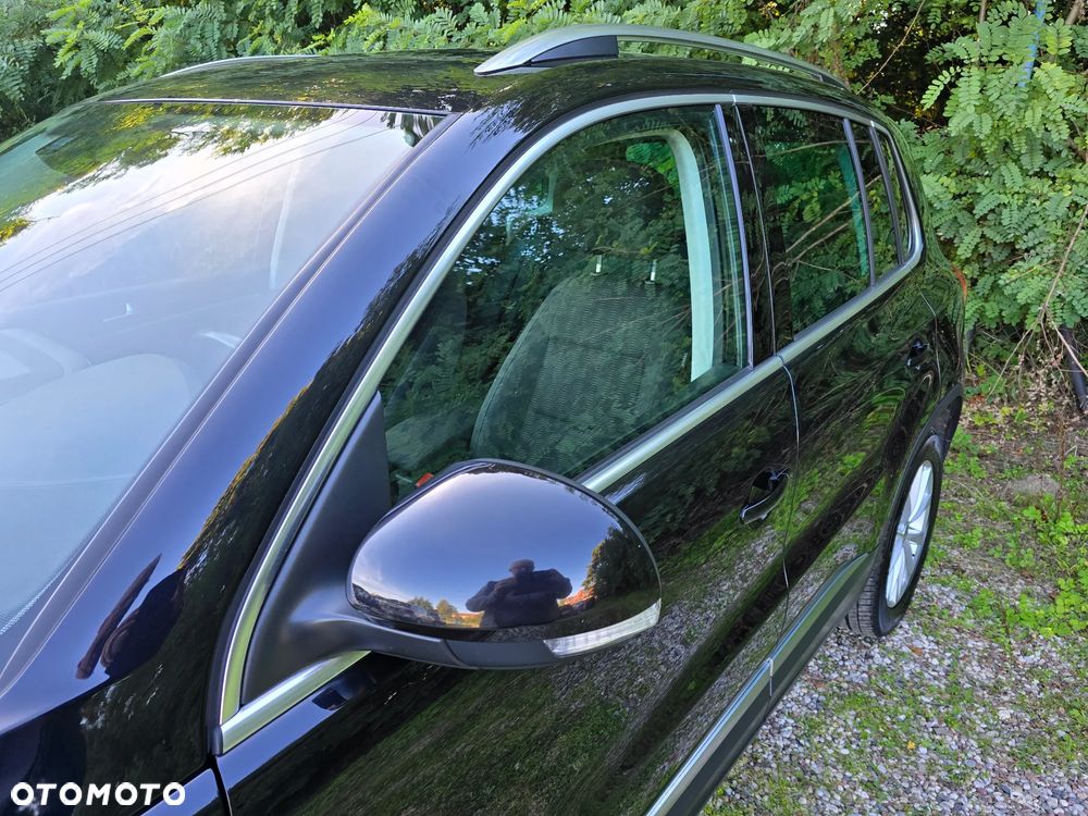 Volkswagen Tiguan 2.0 TDI DPF BlueMotion Technology Sport & Style - 9