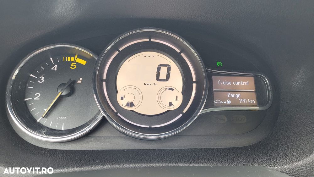 Renault Megane ENERGY dCi 110 Start & Stop Expression - 13