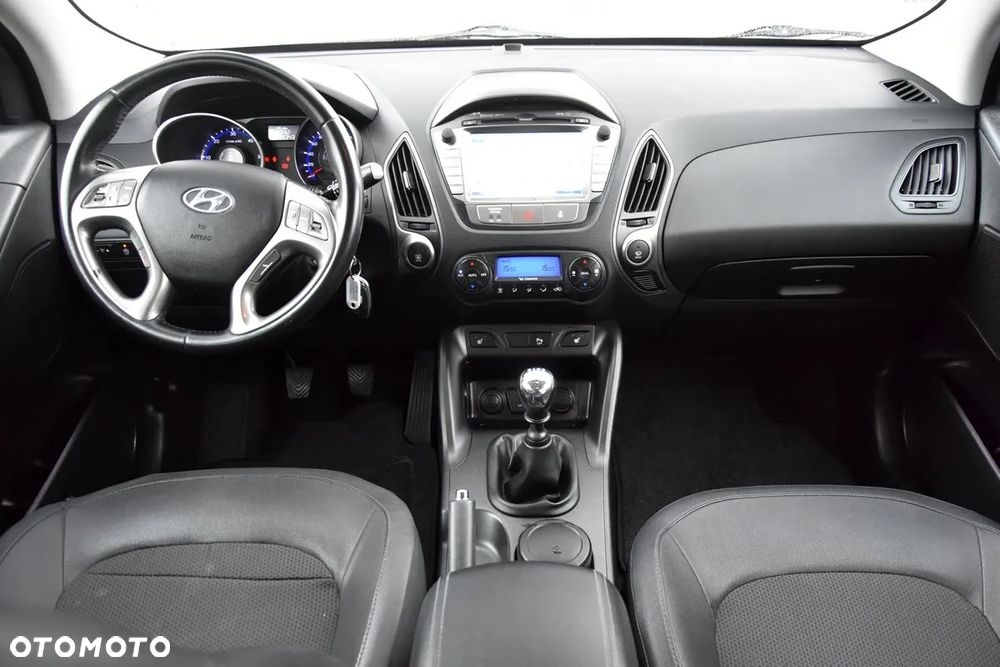 Hyundai ix35 1.7 CRDi Premium 2WD - 24