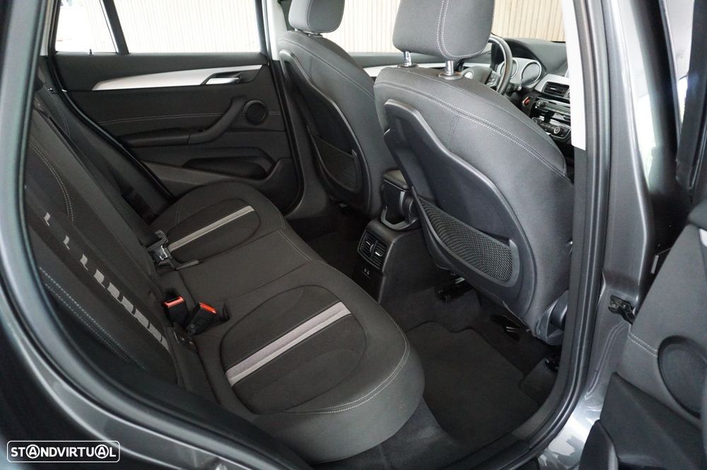 BMW X1 18 i sDrive Line Sport - 10