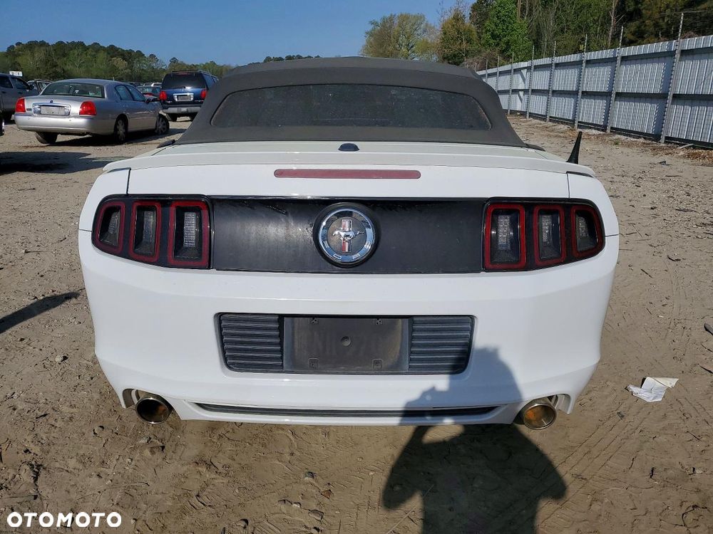 Ford Mustang 3.7 V6 - 6