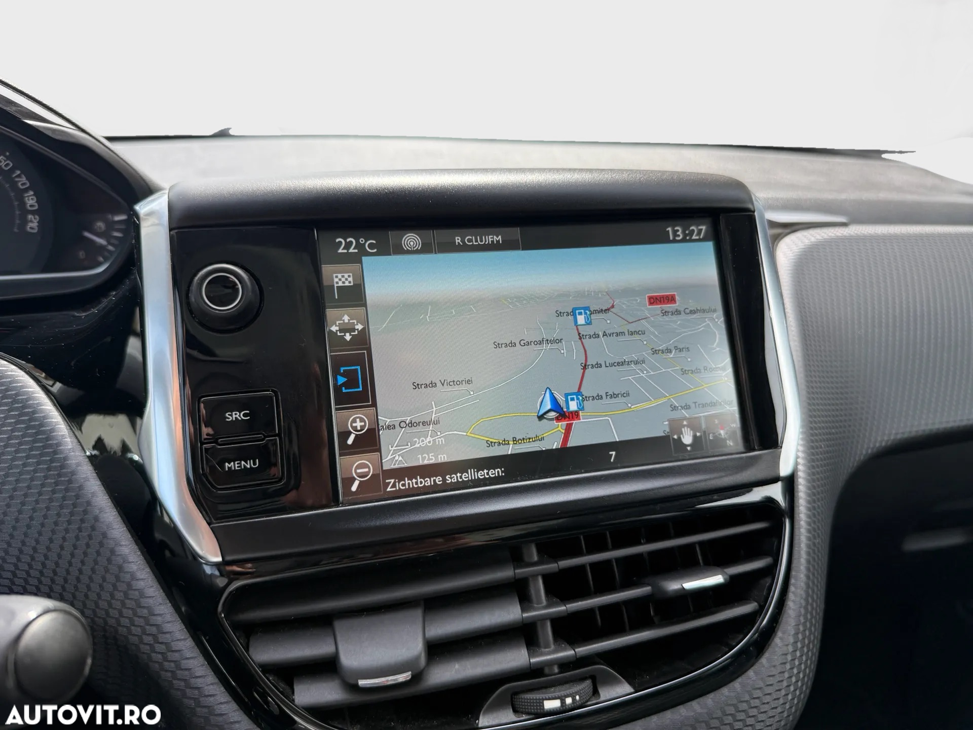 Peugeot 2008 1.2 VTi Allure - 17