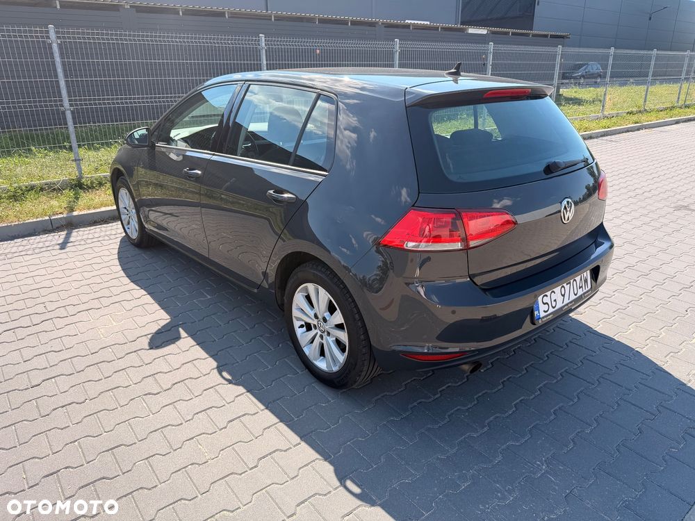 Volkswagen Golf 1.2 TSI BMT Comfortline - 4