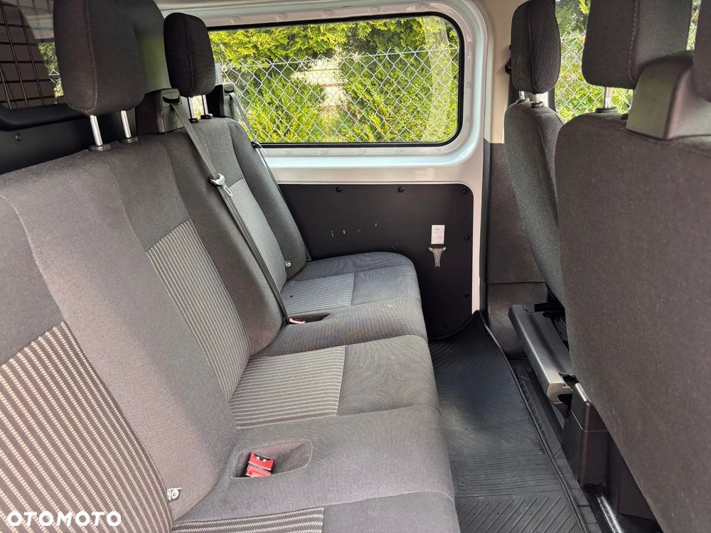 Ford TRANSIT CUSTOM - 2