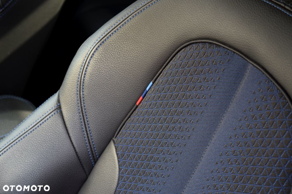 BMW Seria 2 218i M Sport - 17