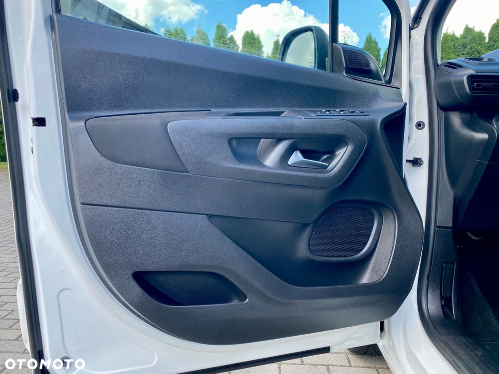 Opel Combo XL 1.2 Turbo Start/Stop Automatik Innovation - 17