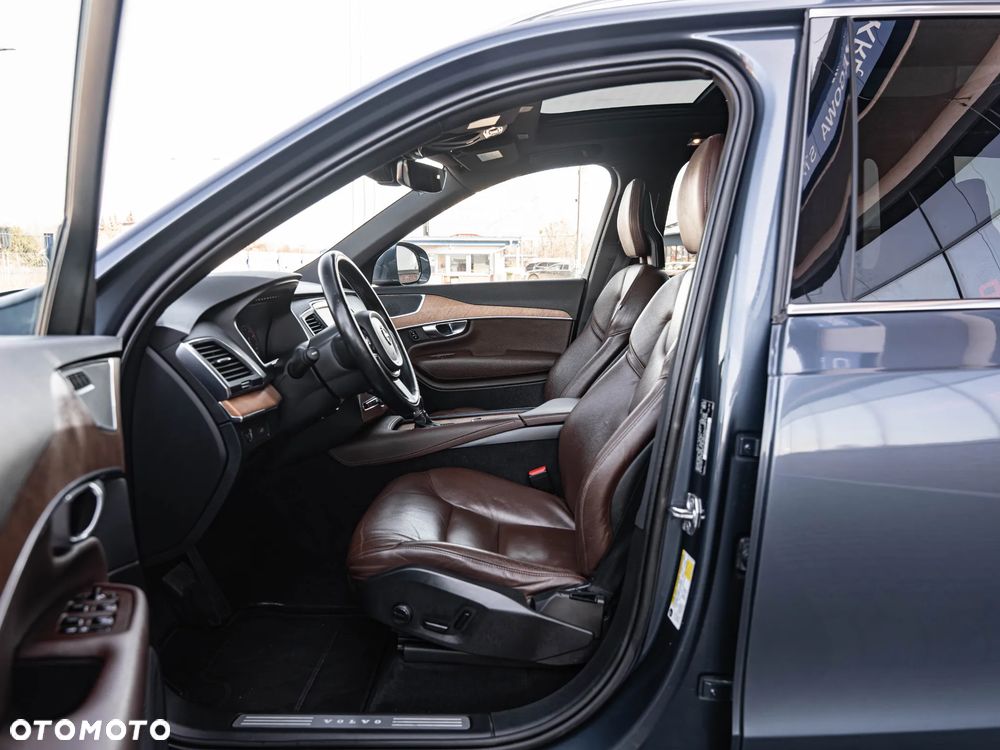 Volvo XC 90 T6 AWD Momentum - 12