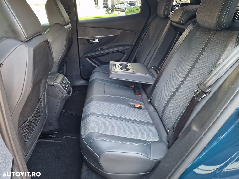 Peugeot 3008 225 e-EAT8 Allure Pack - 24