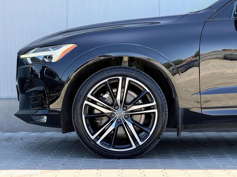 Volvo XC 60 T6 AWD R-Design - 40
