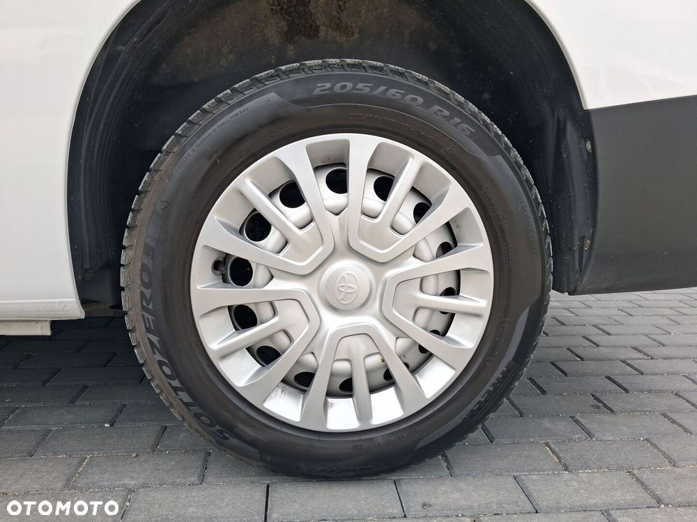 Toyota Proace City - 24