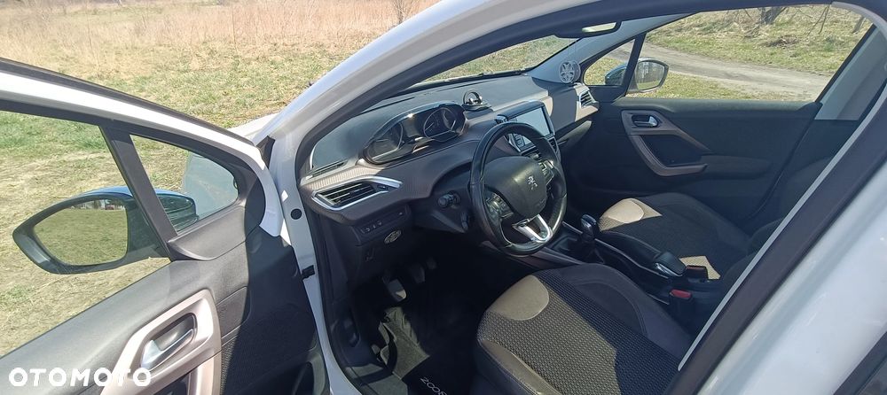 Peugeot 2008 e-HDi FAP 92 STOP & START Allure - 31