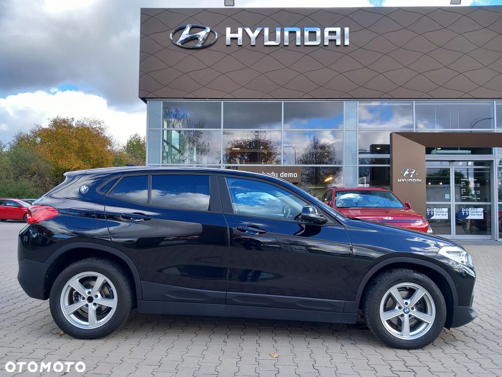 BMW X2 sDrive18i GPF Advantage - 4
