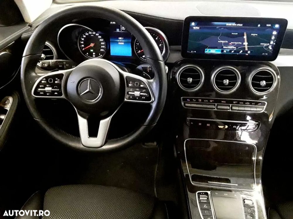 Mercedes-Benz GLC - 4