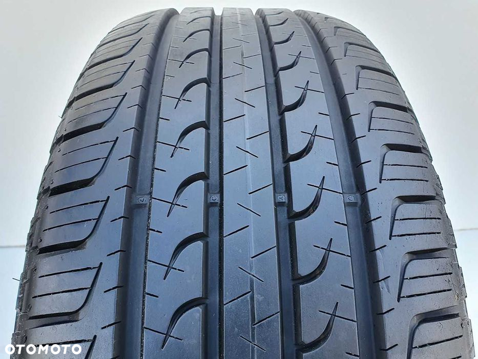 1x Opona letnia 265/60/18 GOODYEAR EfficientGrip SUV 4x4 - 110V 7.5mm! - 2
