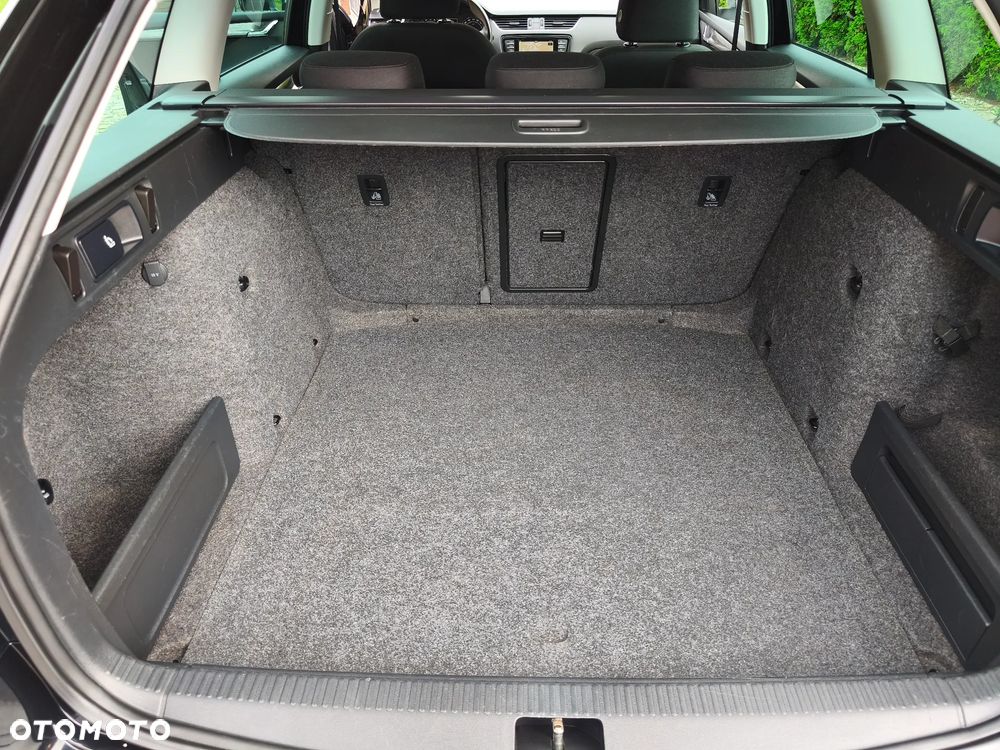 Skoda Octavia 2.0 TDI 4x4 DSG Scout - 39