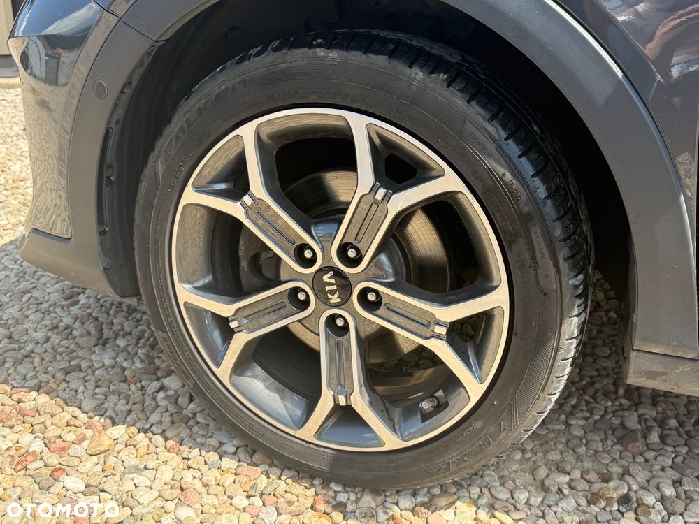 Kia XCeed 1.6 CRDi DCT7 PLATINUM EDITION - 7