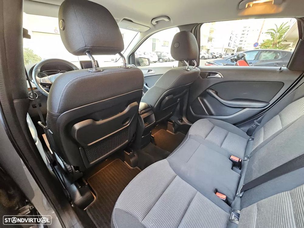 Mercedes-Benz B 180 d AMG Line Aut. - 17