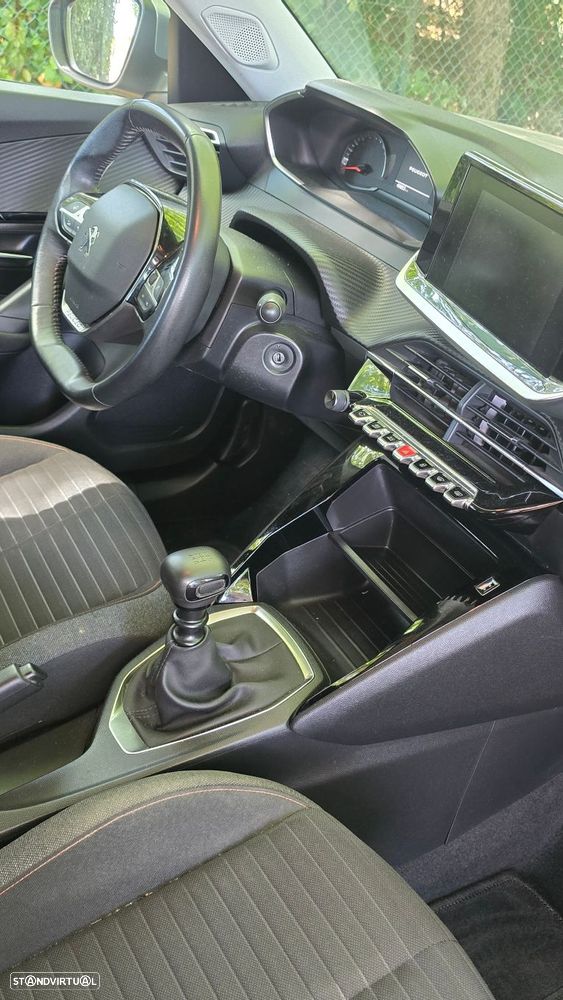 Peugeot 2008 1.2 PureTech Allure - 10