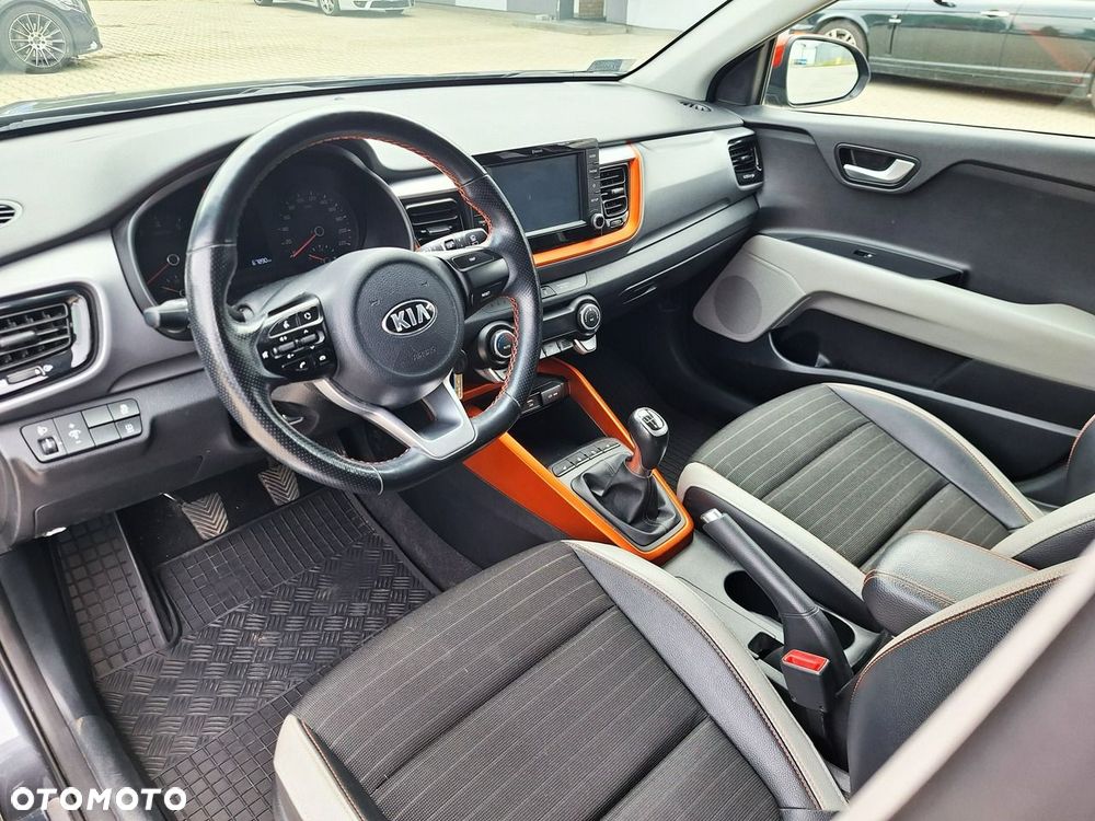 Kia Stonic 1.4 L - 11