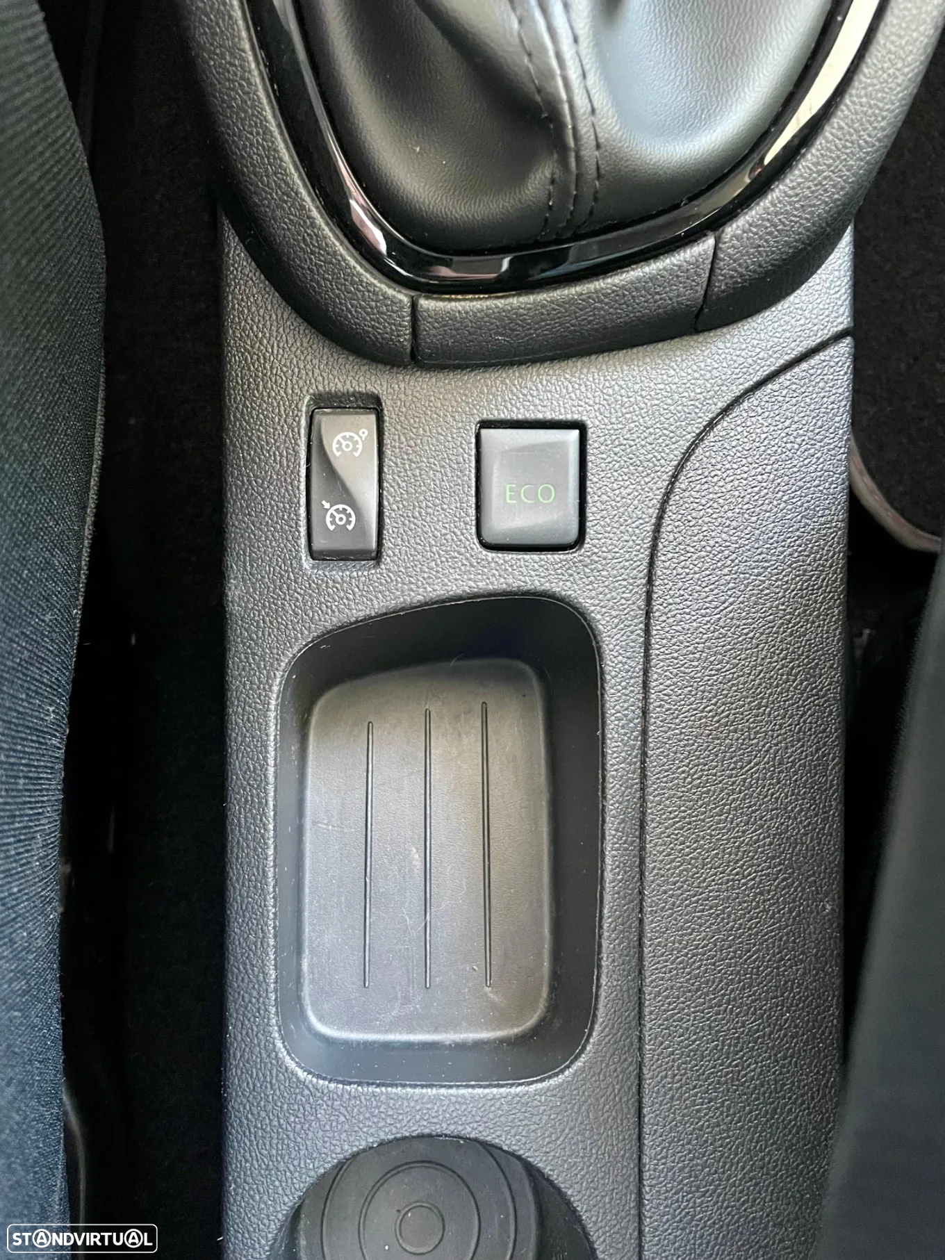 Renault Clio (Energy) TCe 90 Start & Stop LIMITED - 25