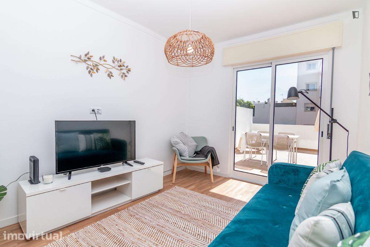 Apartamento com 3 quartos - localizado em Faro - Grande imagem: 2/24