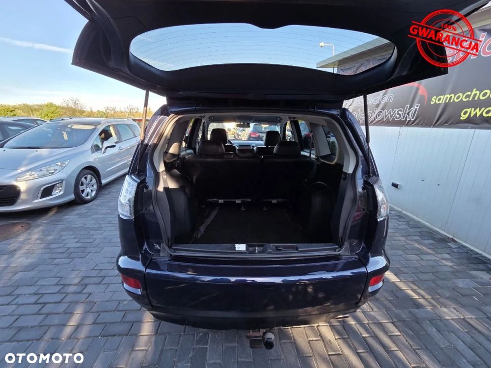 Mitsubishi Outlander - 6