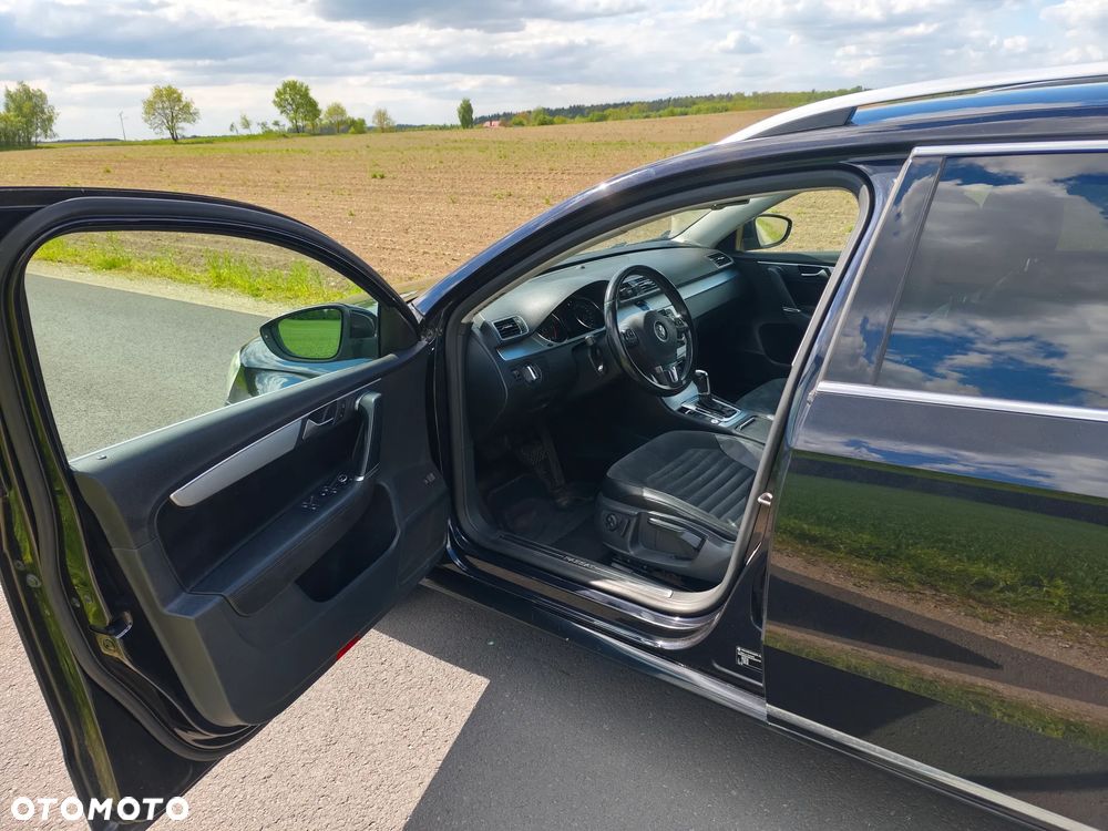 Volkswagen Passat 2.0 TDI Highline DSG - 20