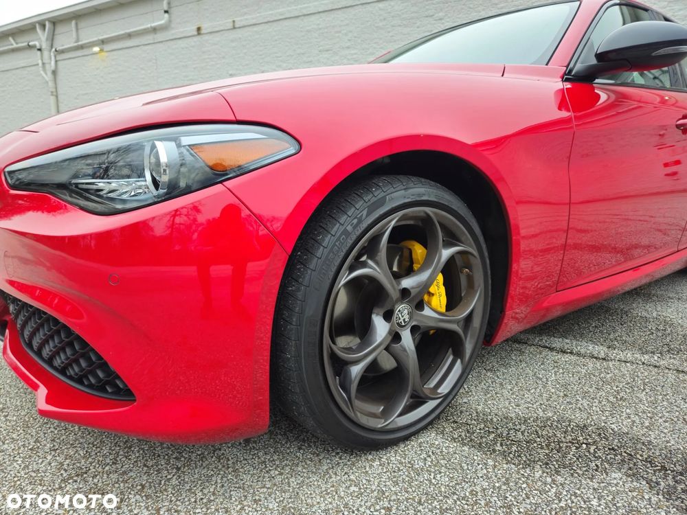 Alfa Romeo Giulia 2.0 Turbo TI Q4 - 7