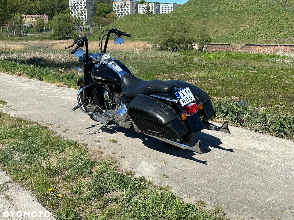 Harley-Davidson Touring Road King - 11