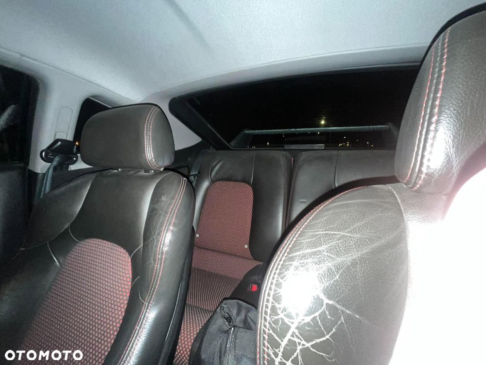 Hyundai Coupe 2006 photo 5