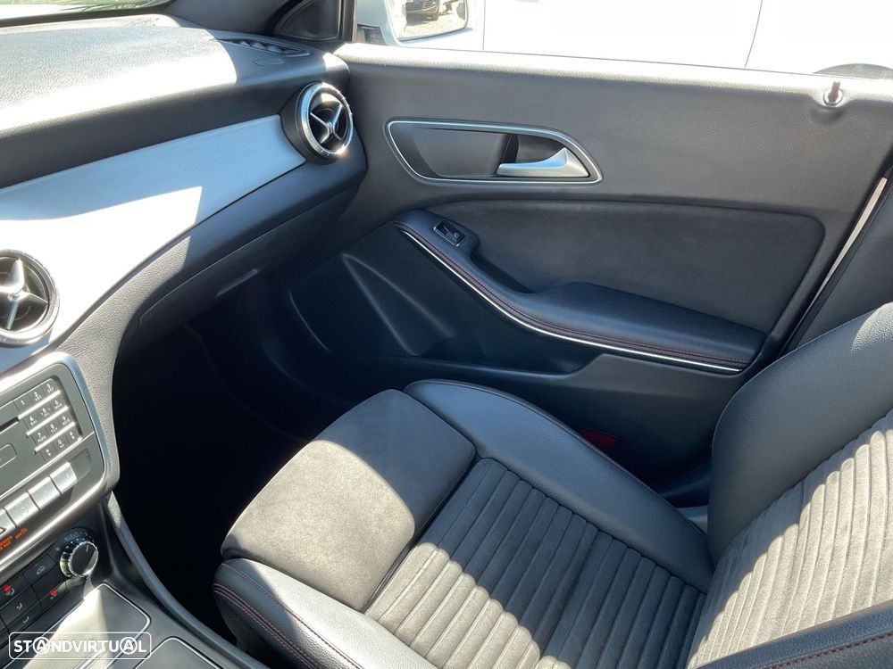 Mercedes-Benz CLA 180 d Shooting Brake AMG Line Aut. - 31