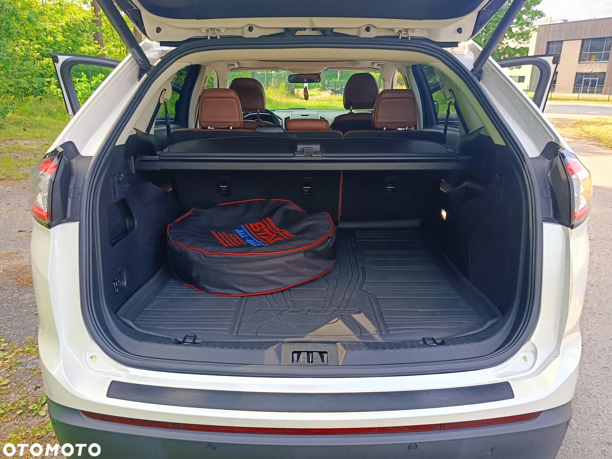 Ford Edge - 13