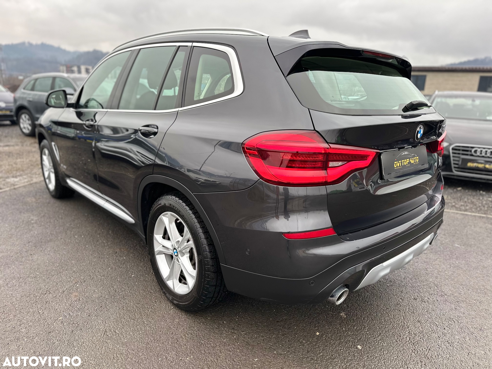 BMW X3 xDrive20d AT xLine - 6