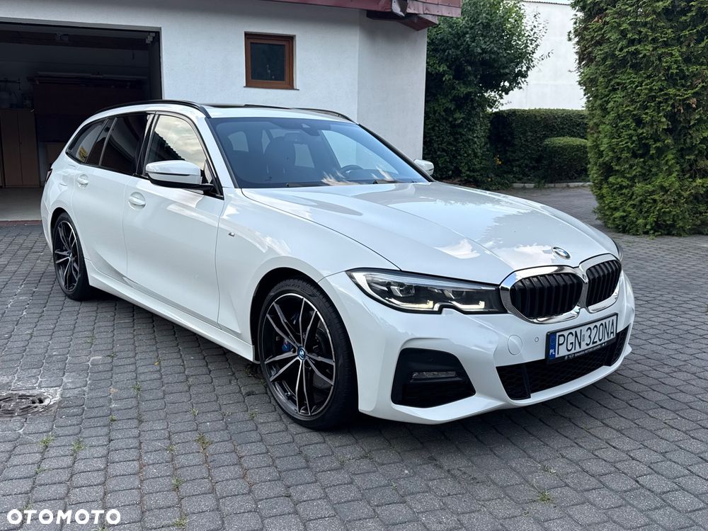 BMW Seria 3 320d Edition M Sport Shadow - 13