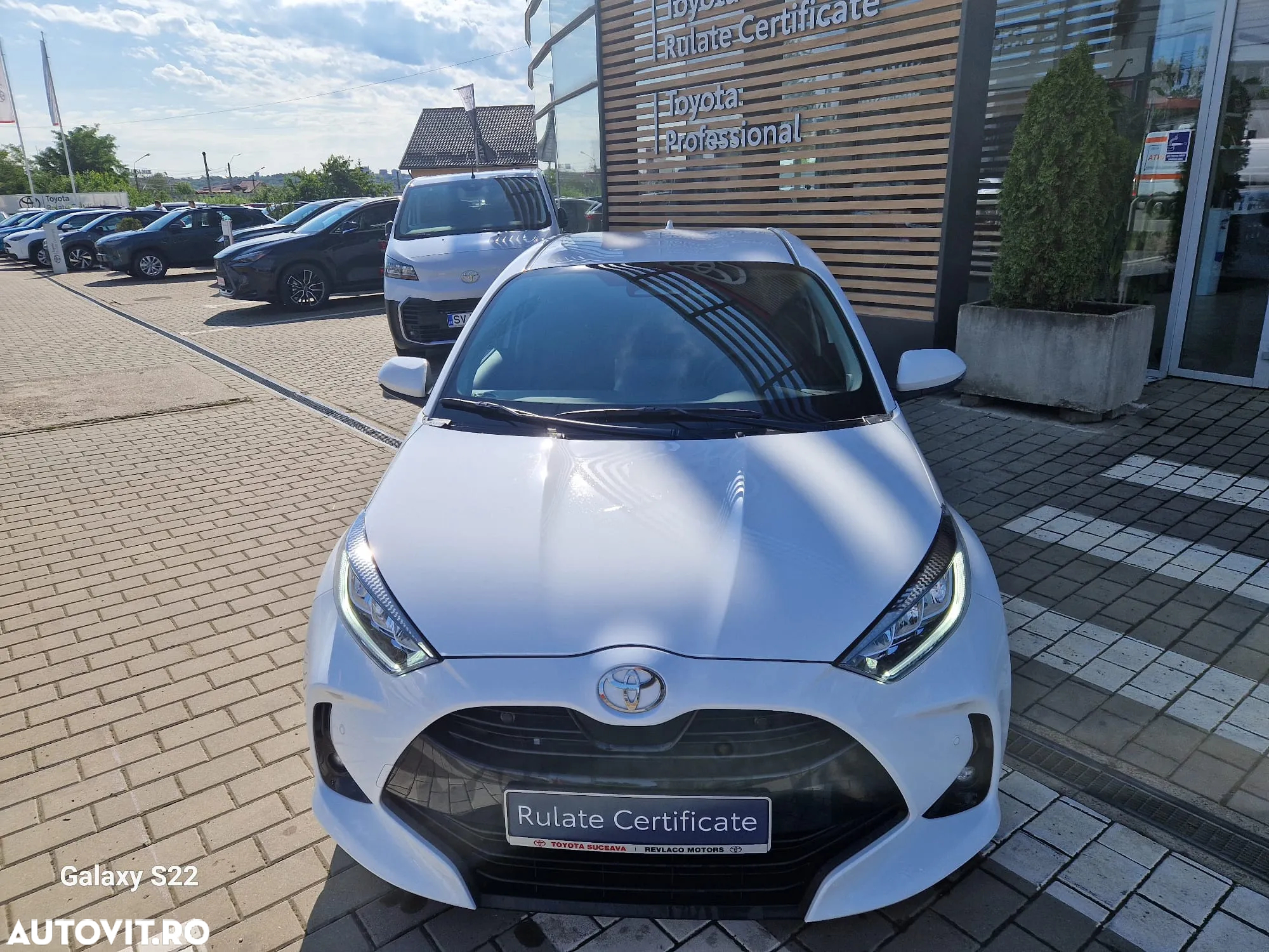 Toyota Yaris 1.5 VVT-i HSD Dynamic - 2