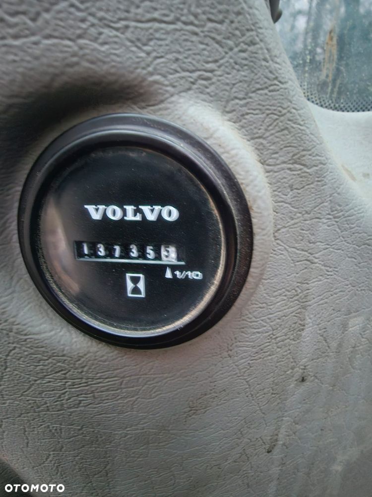 Volvo EC250EL - 4